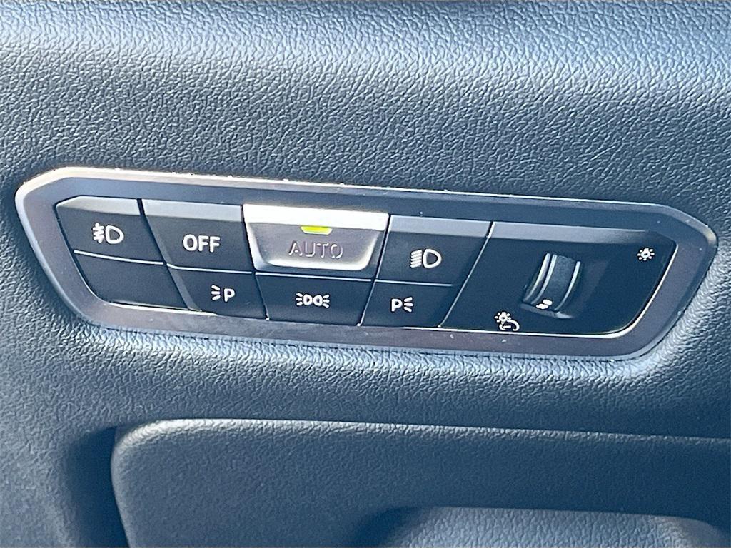 used 2021 BMW X5 car, priced at $32,177