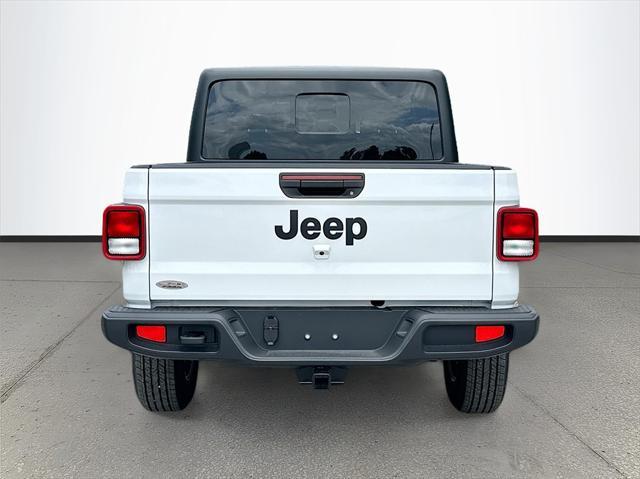 new 2024 Jeep Gladiator car, priced at $39,811