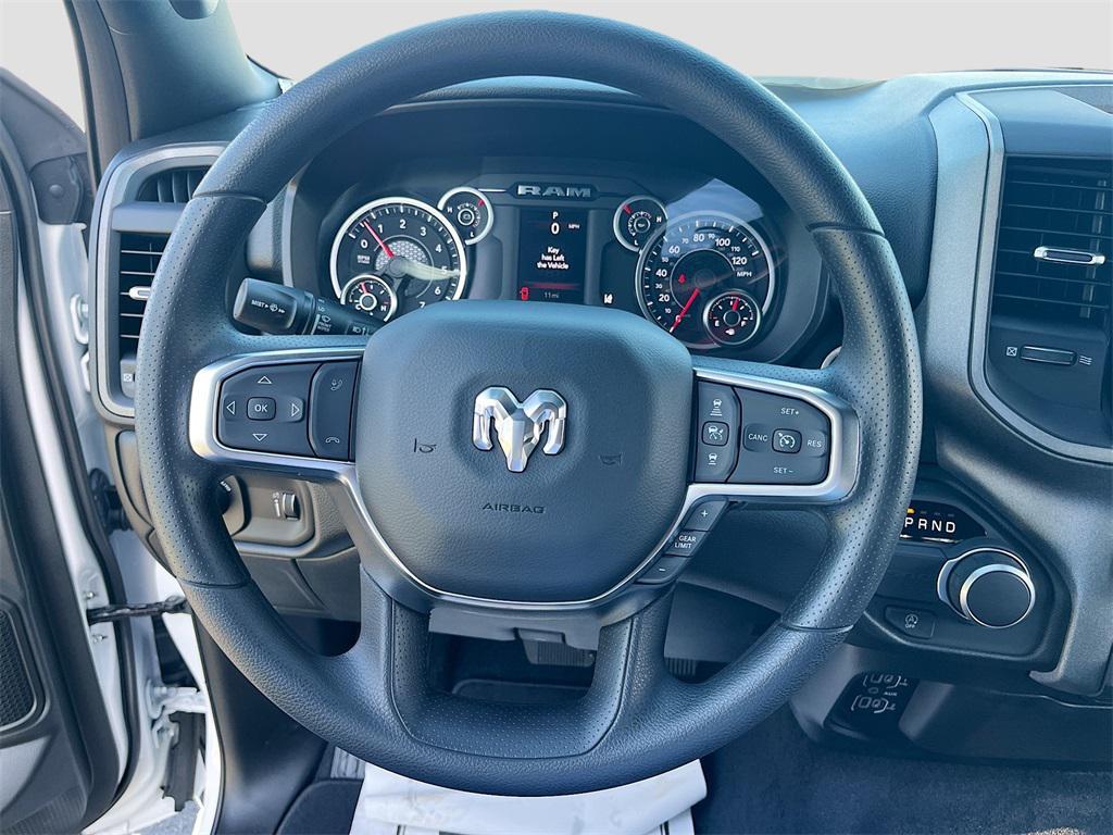 new 2025 Ram 1500 car, priced at $34,432