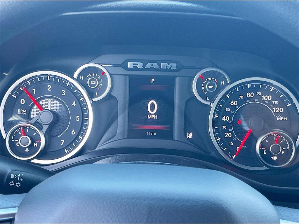 new 2025 Ram 1500 car, priced at $34,432