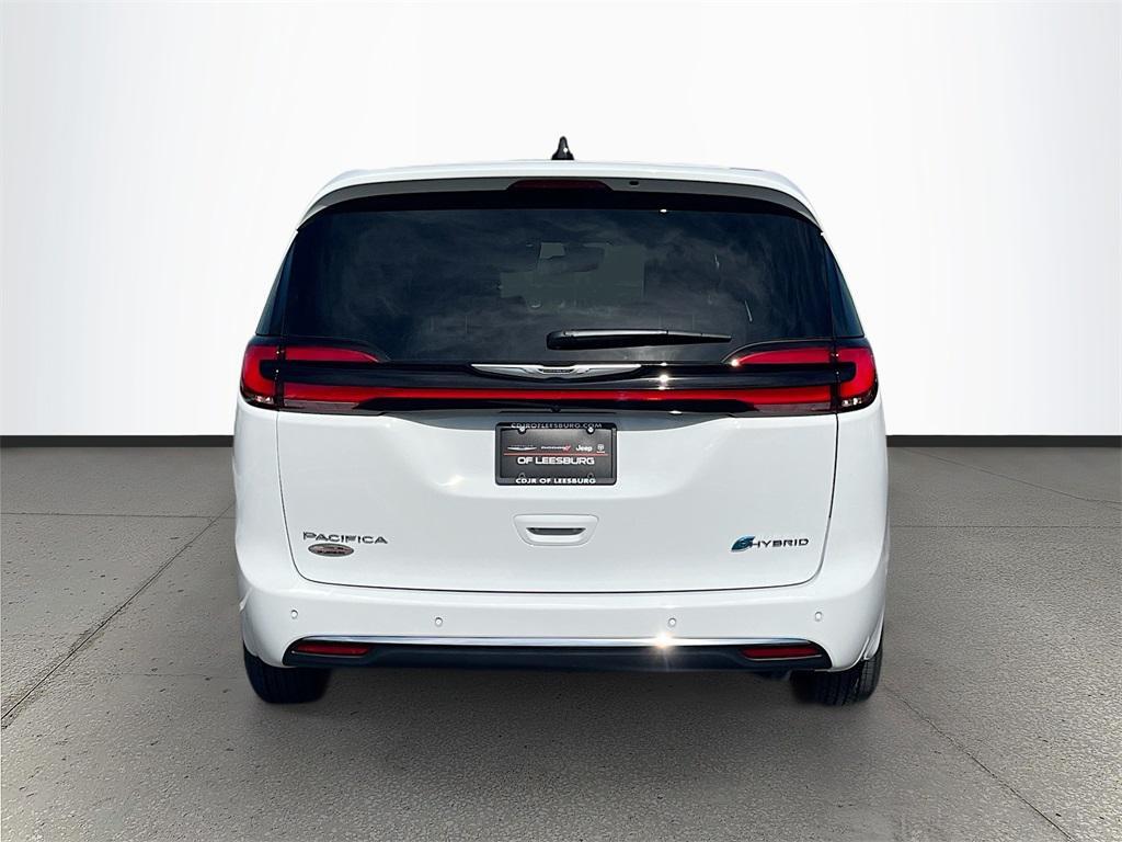new 2025 Chrysler Pacifica Hybrid car, priced at $38,500
