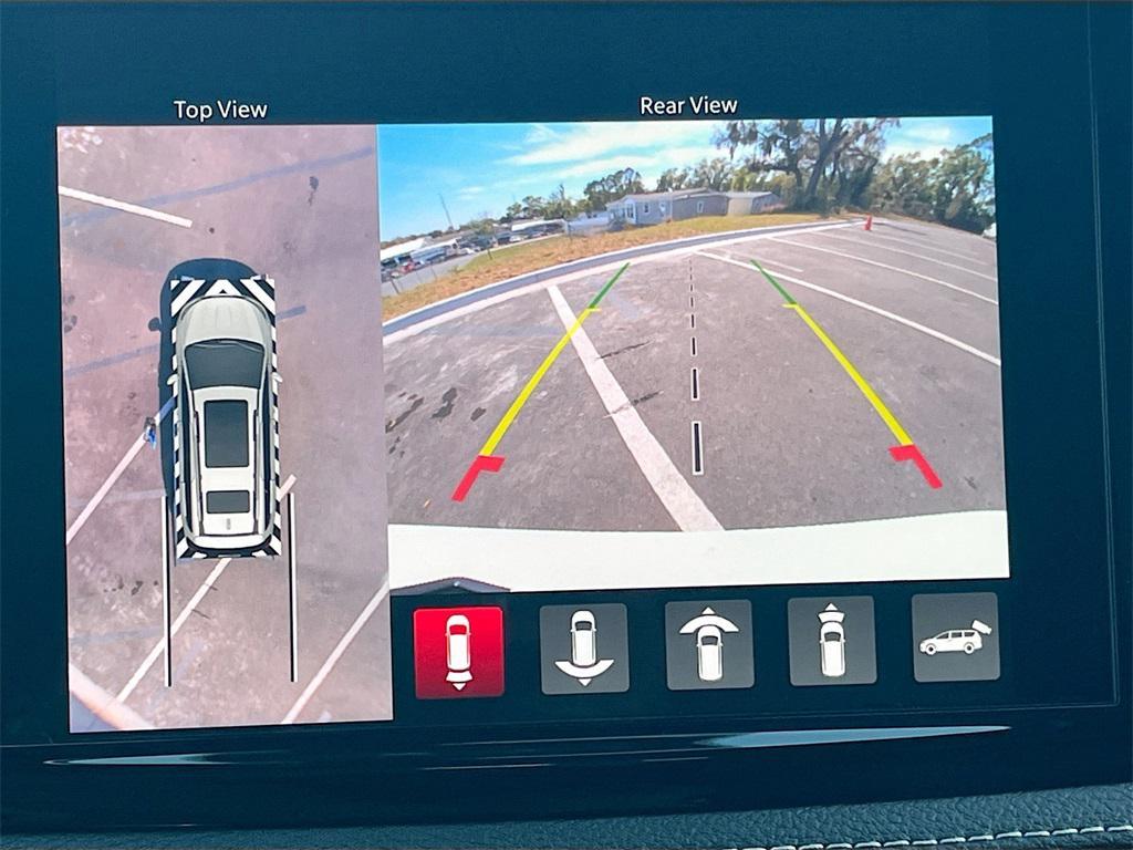 new 2025 Chrysler Pacifica Hybrid car, priced at $38,500