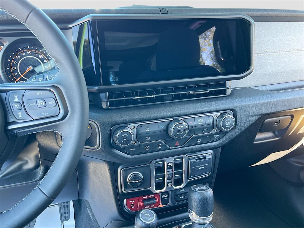 new 2026 Jeep Wrangler car, priced at $53,195