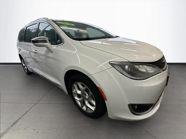used 2020 Chrysler Pacifica car, priced at $15,594