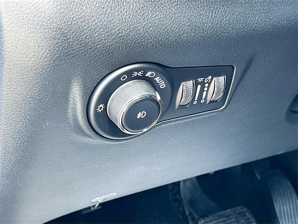 new 2026 Jeep Compass car, priced at $26,332