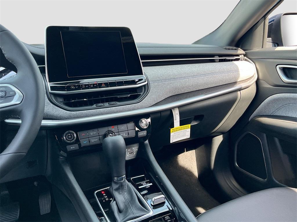 new 2026 Jeep Compass car, priced at $26,332