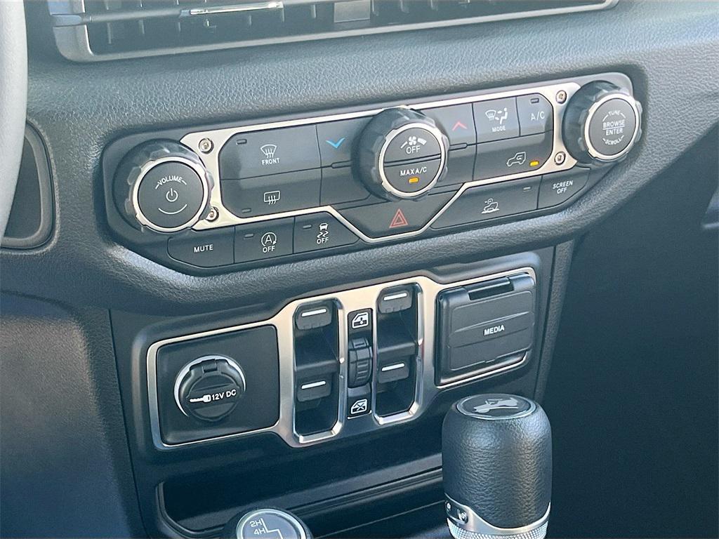 new 2026 Jeep Wrangler car, priced at $47,491