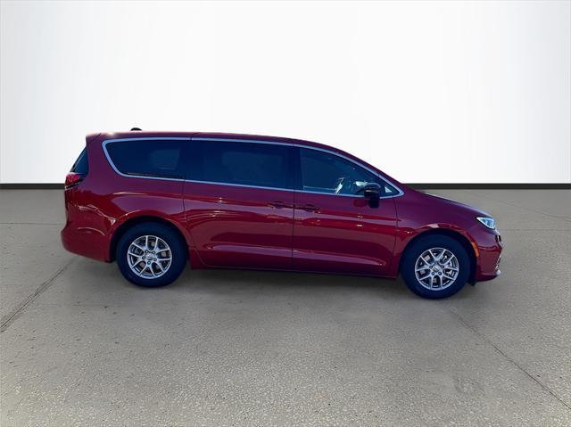 new 2025 Chrysler Pacifica car, priced at $49,065