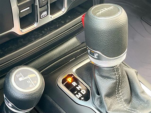 new 2025 Jeep Gladiator car, priced at $41,936