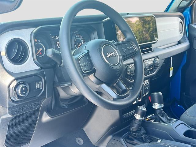 new 2025 Jeep Gladiator car, priced at $37,760