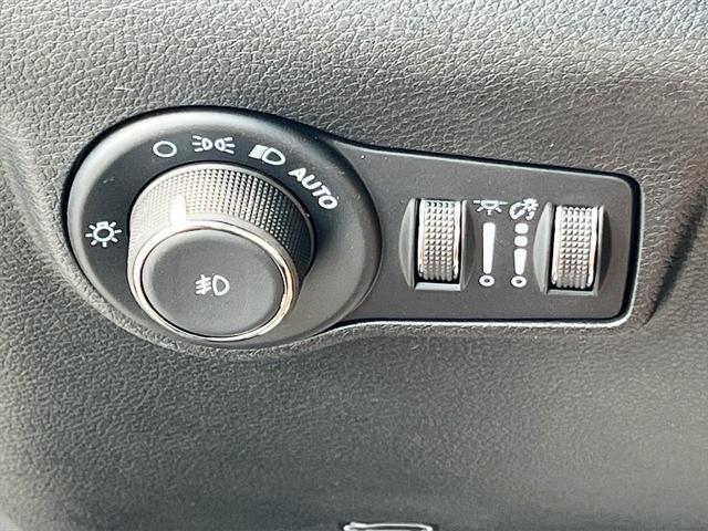 new 2025 Jeep Compass car, priced at $28,975