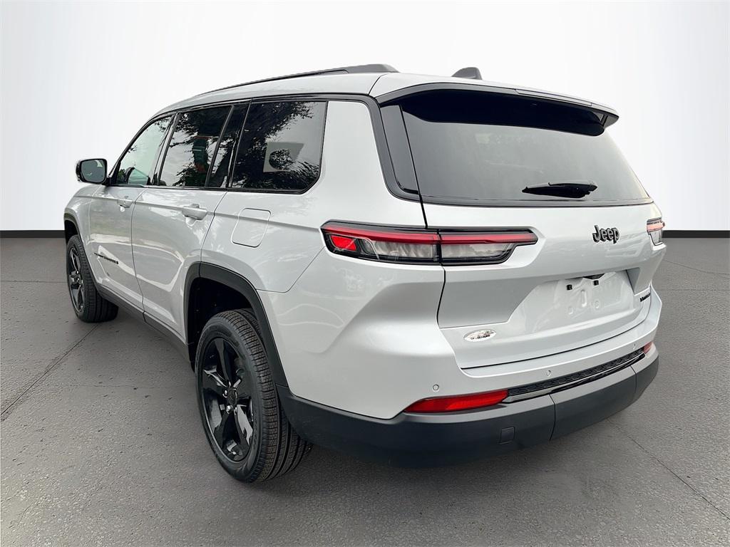 new 2025 Jeep Grand Cherokee L car, priced at $41,108