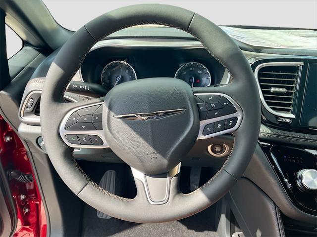 new 2025 Chrysler Pacifica car, priced at $50,395
