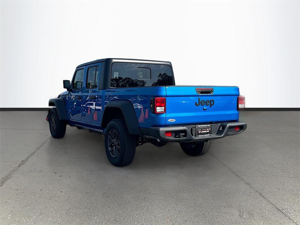 new 2025 Jeep Gladiator car, priced at $37,778