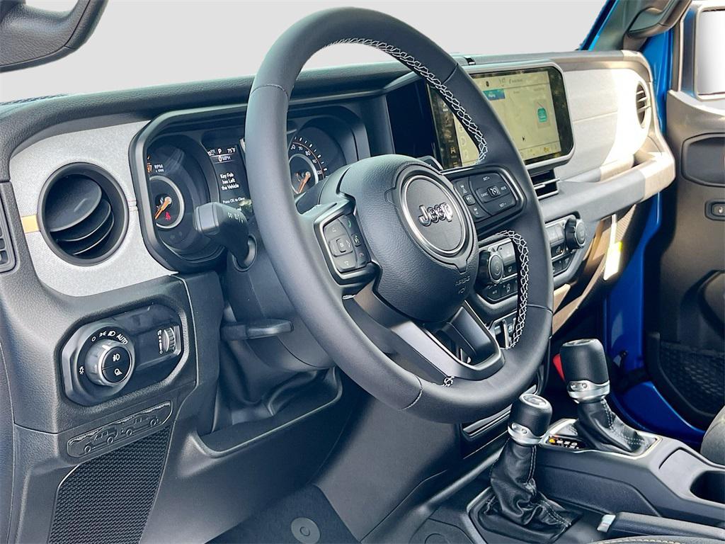 new 2025 Jeep Gladiator car, priced at $37,778