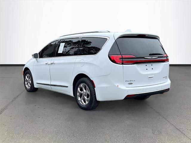 used 2021 Chrysler Pacifica car, priced at $26,290