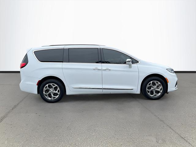 used 2021 Chrysler Pacifica car, priced at $26,290