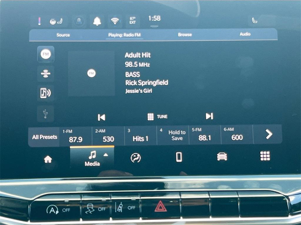 new 2026 Jeep Compass car, priced at $32,185