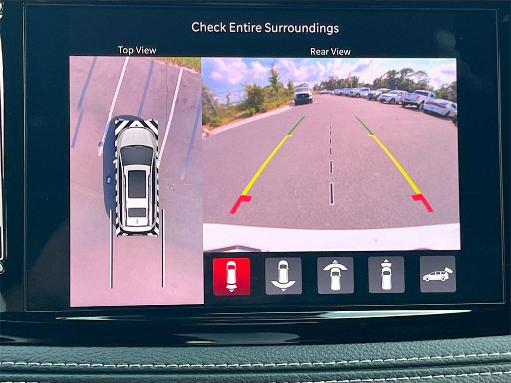 new 2025 Chrysler Pacifica car, priced at $37,067