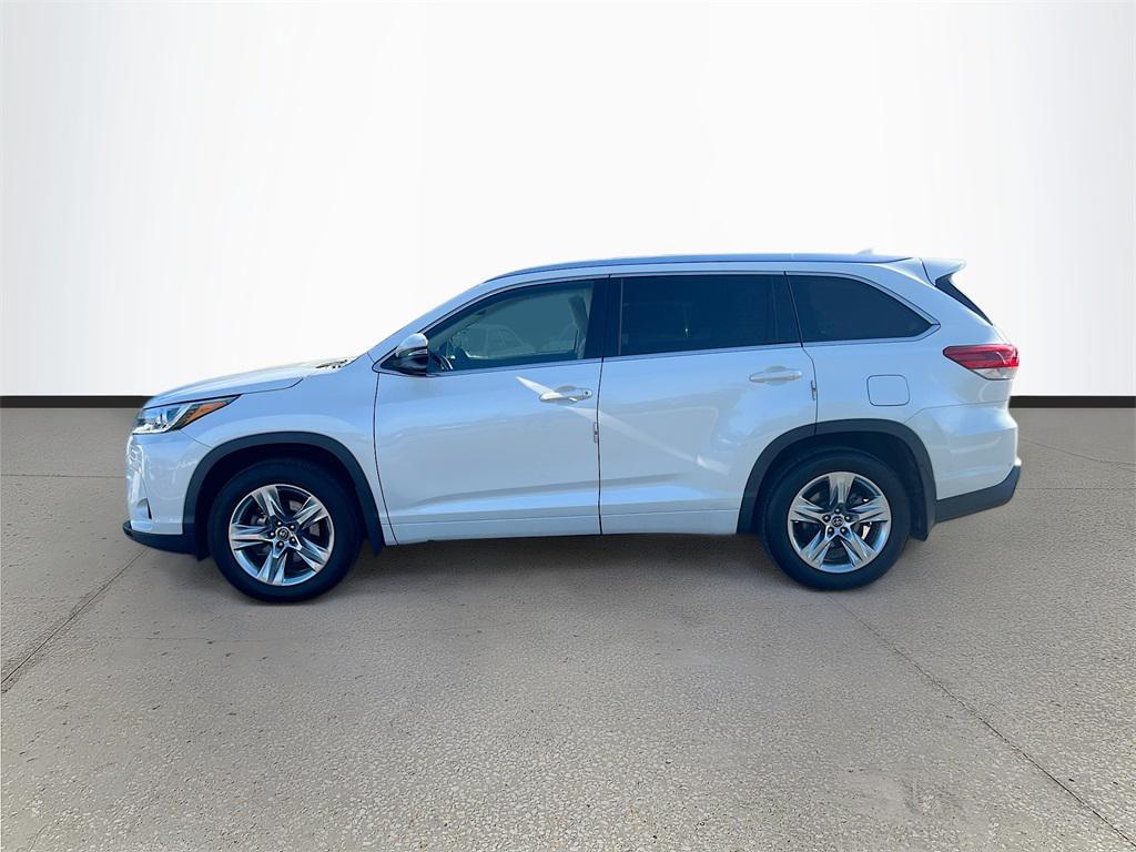 used 2018 Toyota Highlander car, priced at $19,837