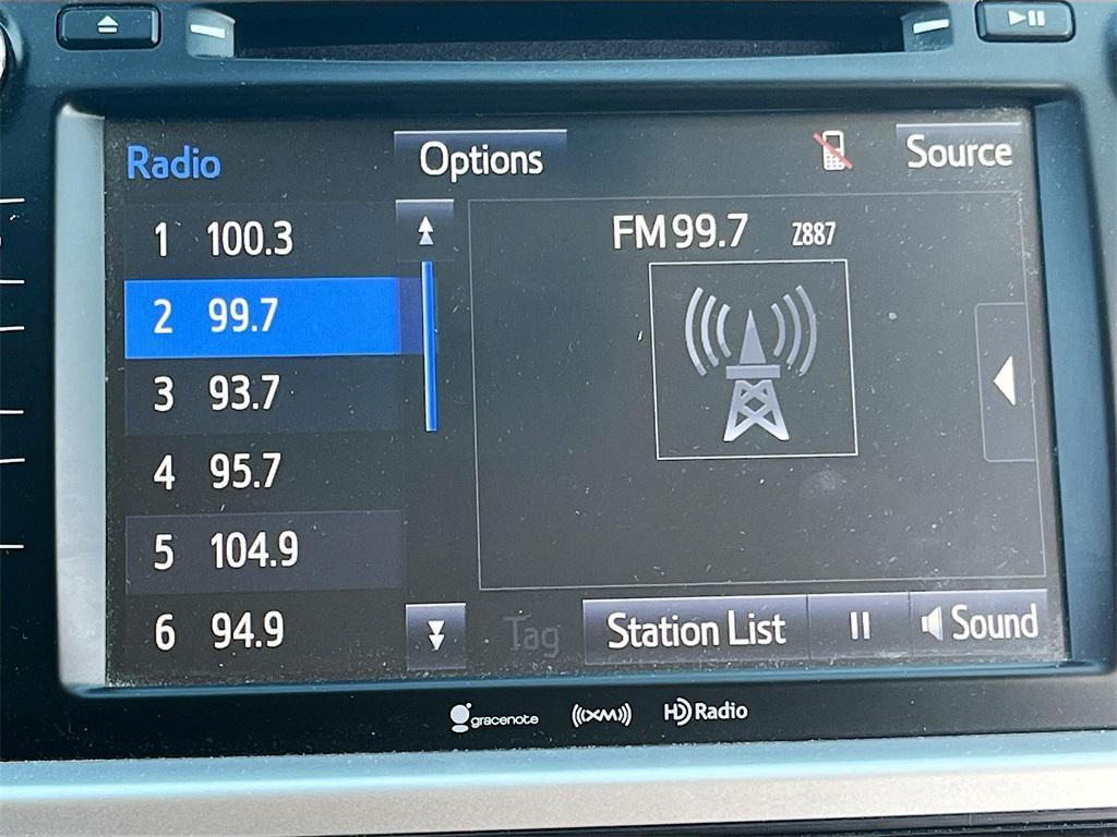 used 2018 Toyota Highlander car, priced at $19,837