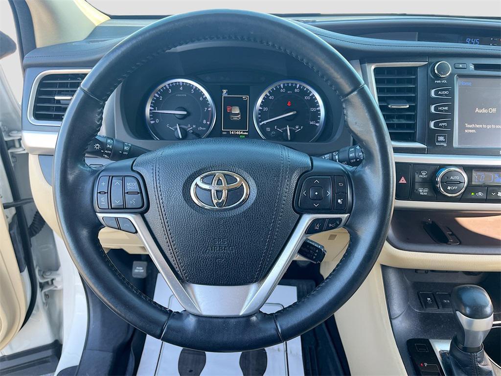 used 2018 Toyota Highlander car, priced at $19,837