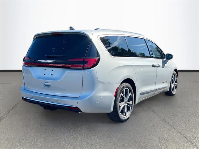 new 2024 Chrysler Pacifica car, priced at $46,408