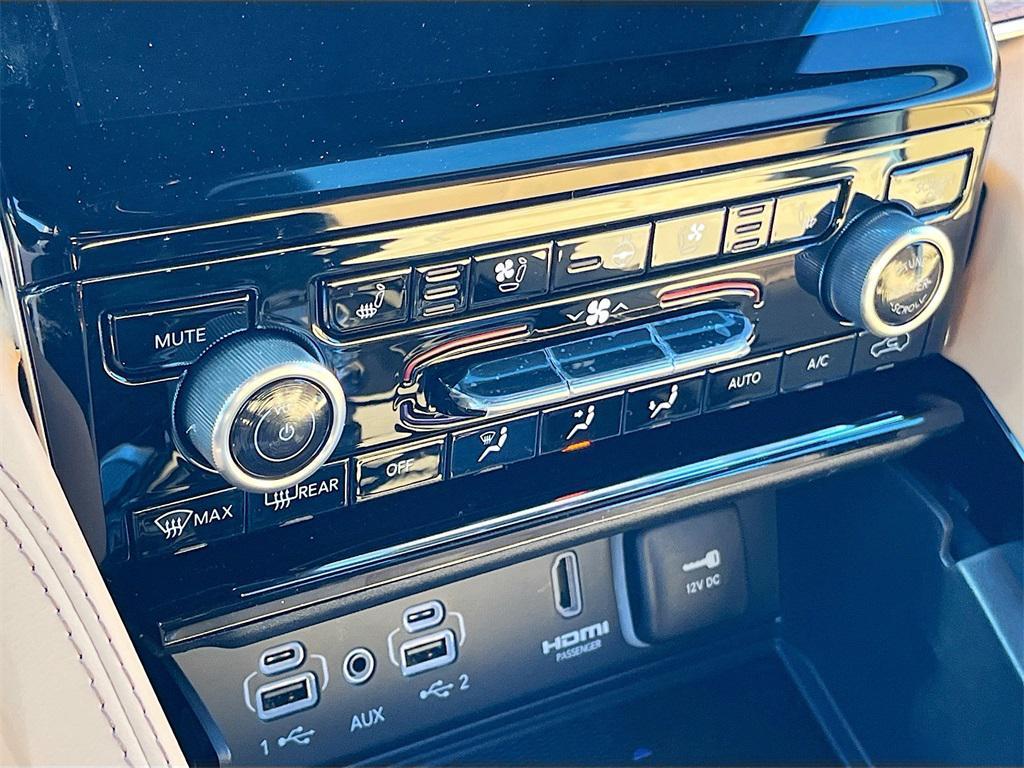 new 2025 Jeep Grand Cherokee L car, priced at $62,917