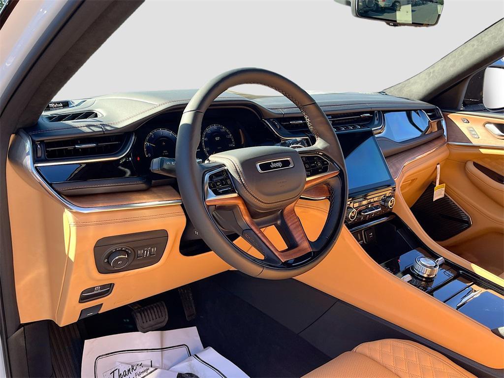 new 2025 Jeep Grand Cherokee L car, priced at $62,917