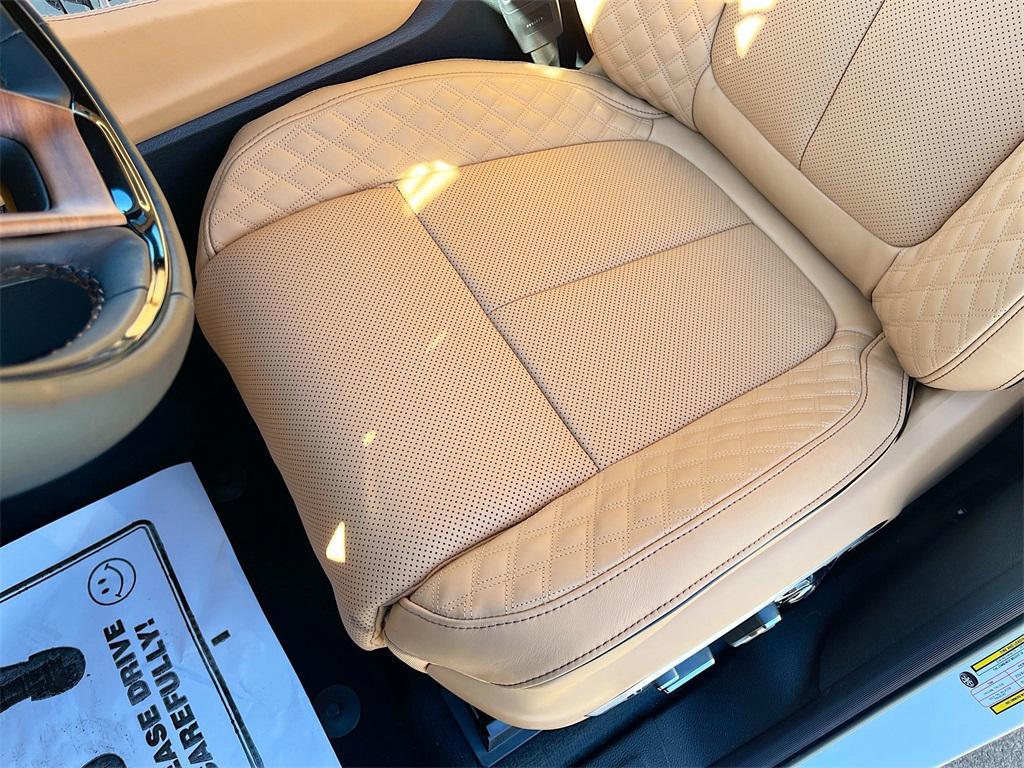 new 2025 Jeep Grand Cherokee L car, priced at $62,917