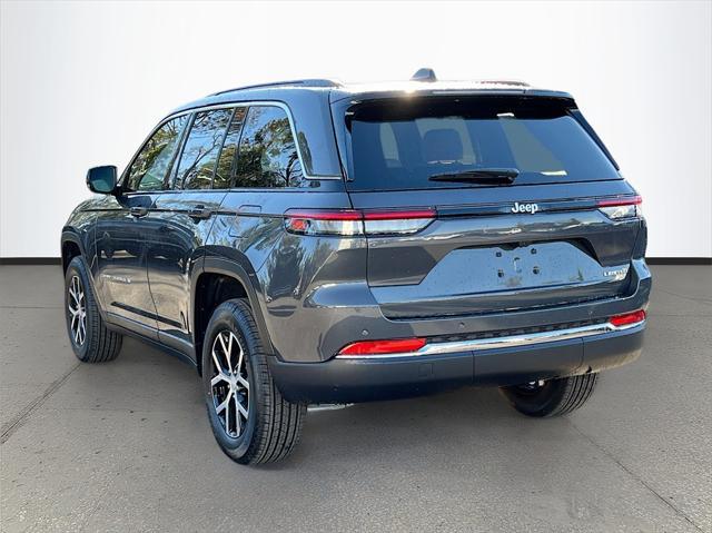 new 2025 Jeep Grand Cherokee car, priced at $35,735