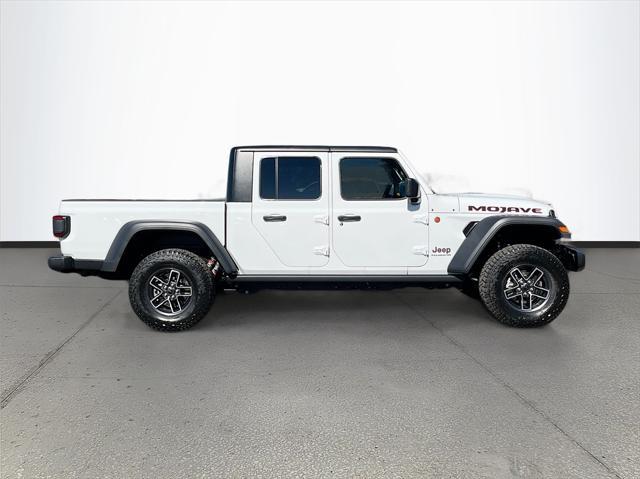 new 2025 Jeep Gladiator car, priced at $52,625