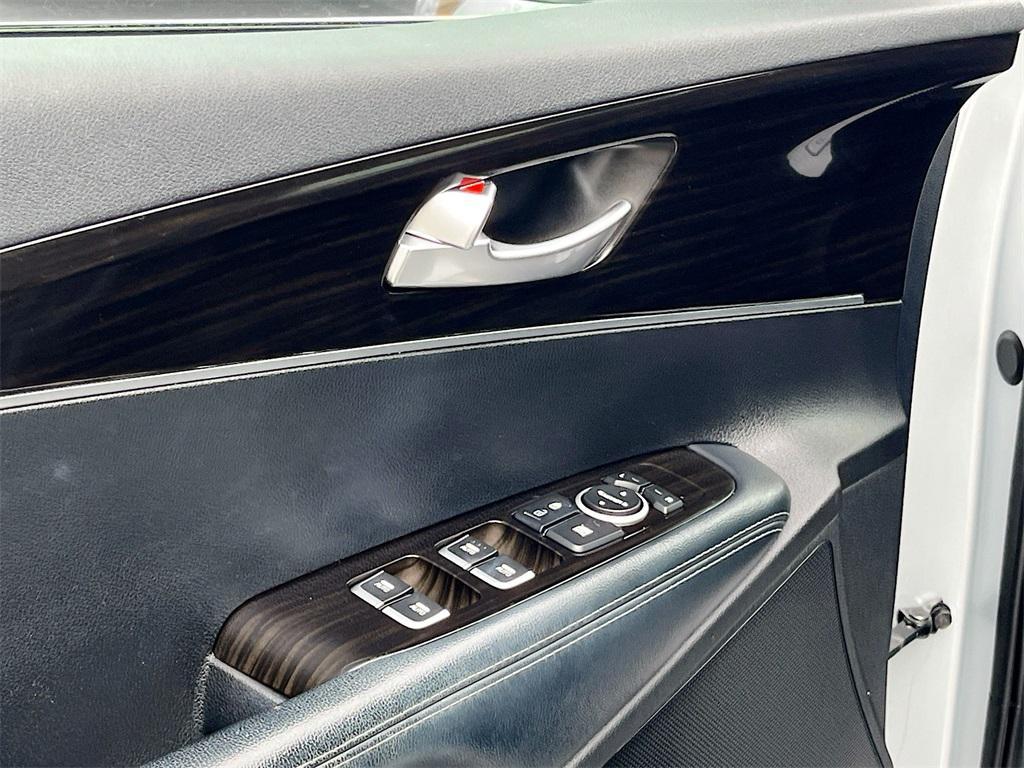 used 2019 Kia Sorento car, priced at $13,409