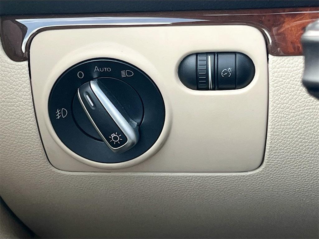 used 2012 Volkswagen Eos car, priced at $9,990