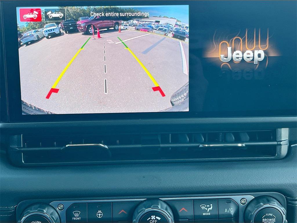 new 2025 Jeep Wrangler car, priced at $48,329