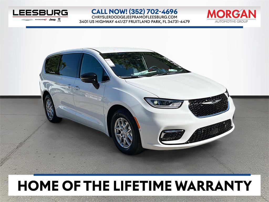 new 2026 Chrysler Pacifica car, priced at $38,038