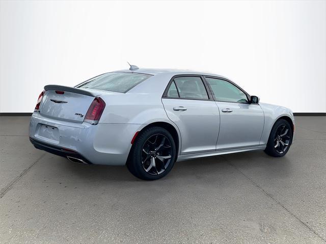 used 2021 Chrysler 300 car, priced at $31,191