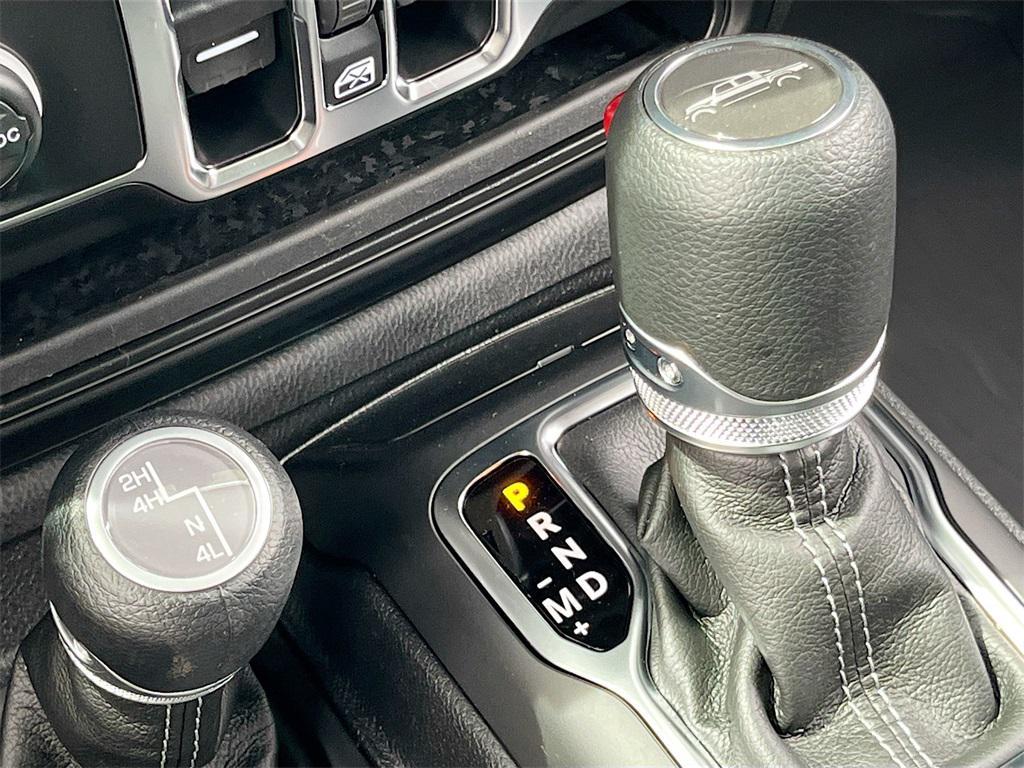 new 2025 Jeep Gladiator car, priced at $39,846