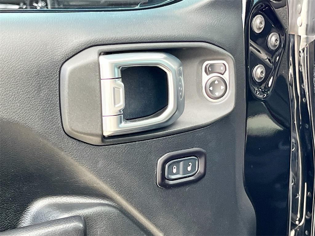 used 2018 Jeep Wrangler Unlimited car, priced at $30,591