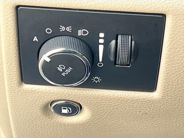 used 2021 Jeep Grand Cherokee car, priced at $23,279