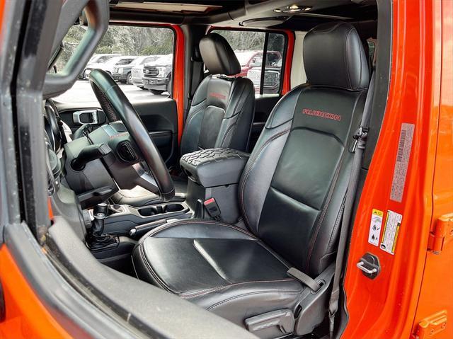 used 2019 Jeep Wrangler Unlimited car, priced at $33,195