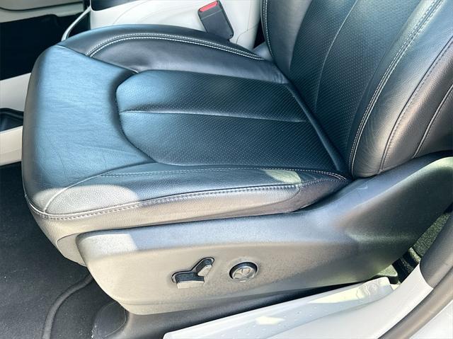 used 2022 Chrysler Pacifica car, priced at $21,740