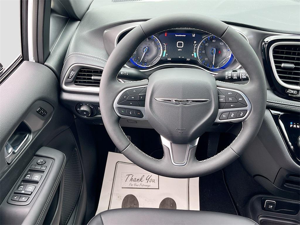 new 2026 Chrysler Pacifica car, priced at $41,962