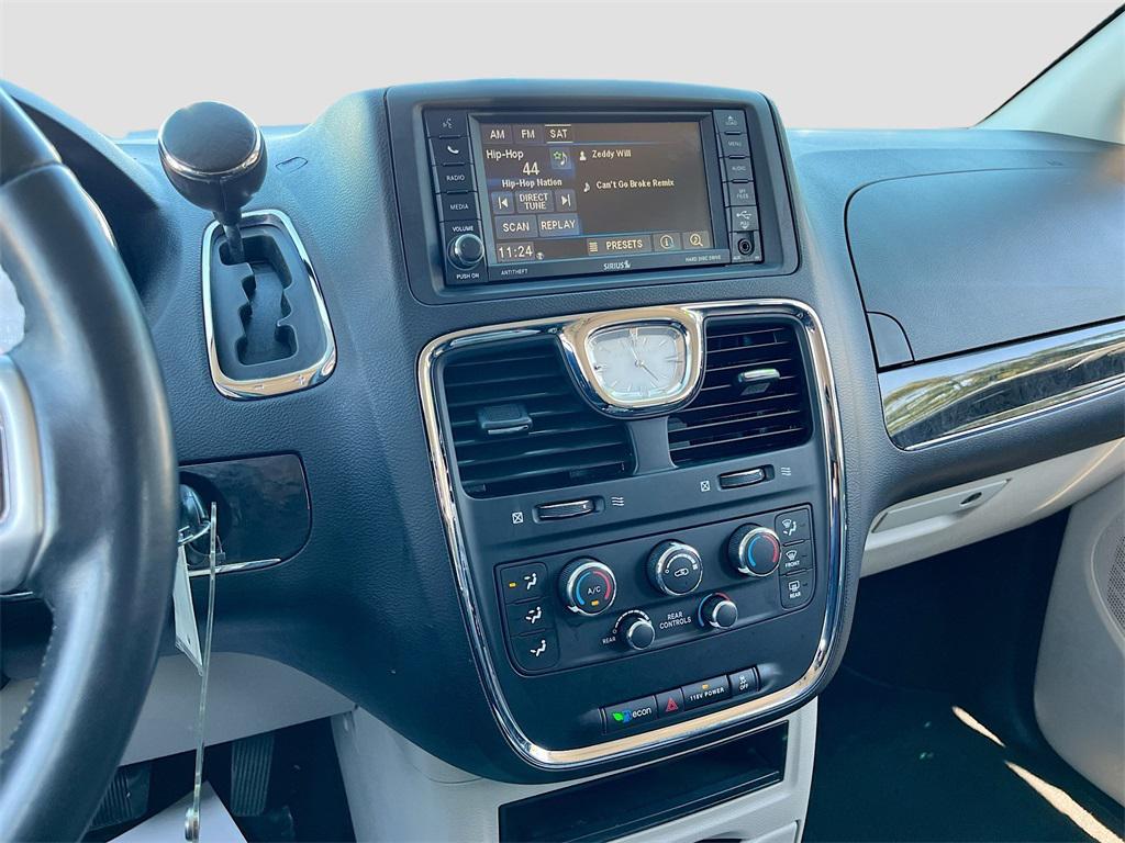used 2016 Chrysler Town & Country car, priced at $13,397