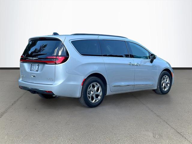 used 2023 Chrysler Pacifica car, priced at $37,595