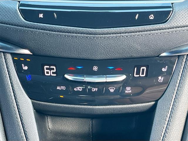 used 2022 Cadillac XT5 car, priced at $29,992