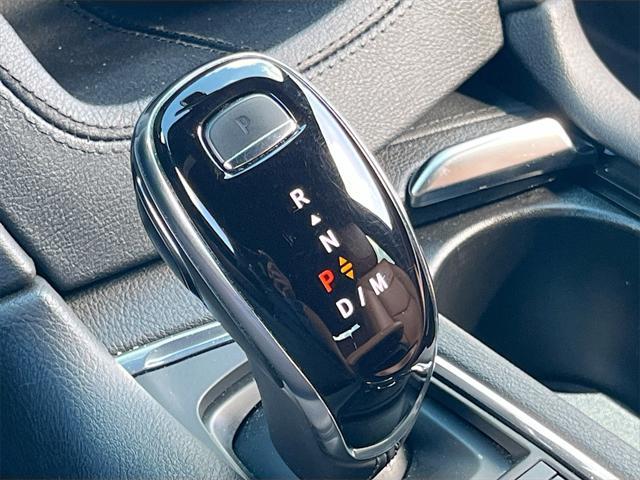 used 2022 Cadillac XT5 car, priced at $29,992