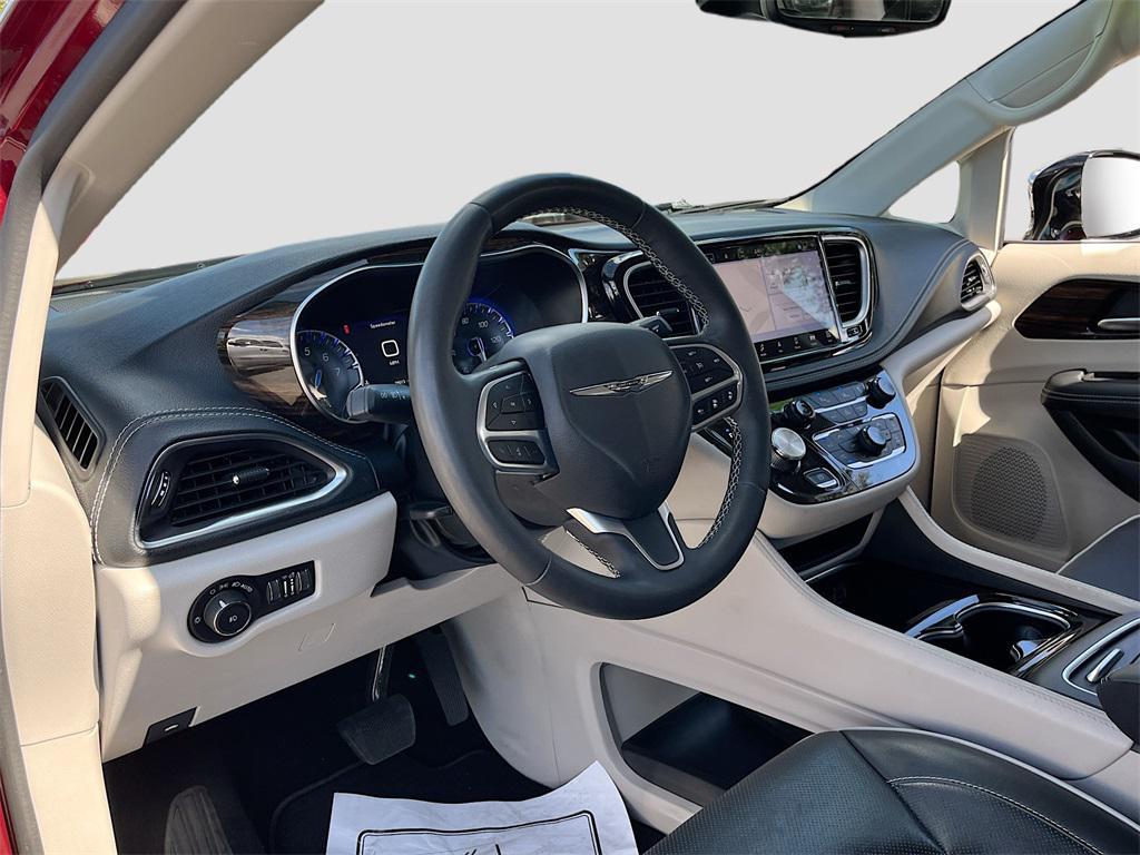 used 2023 Chrysler Pacifica car, priced at $24,984
