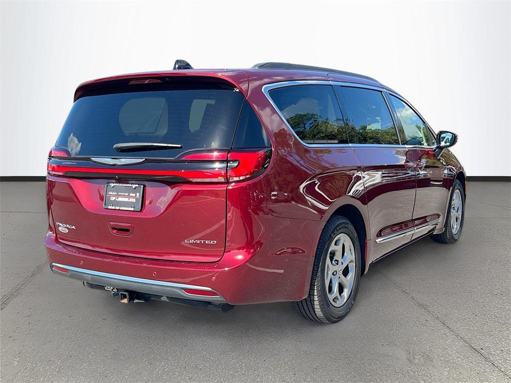 used 2023 Chrysler Pacifica car, priced at $24,984