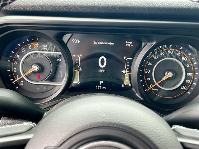 new 2025 Jeep Gladiator car, priced at $46,037